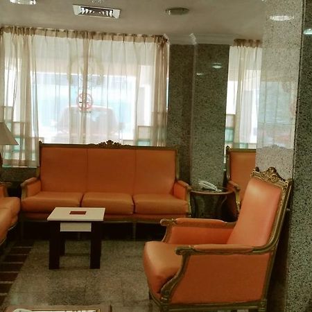 Deebaj Al Khabisi Plaza Aparthotel Dubai Buitenkant foto