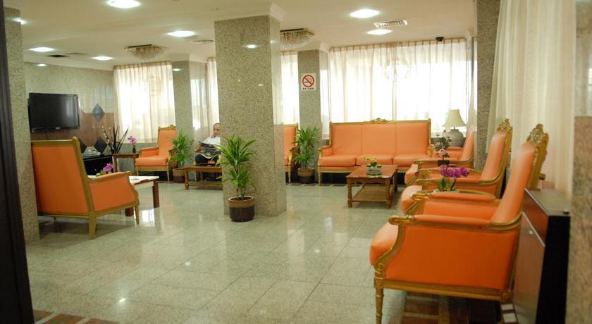 Deebaj Al Khabisi Plaza Aparthotel Dubai Buitenkant foto